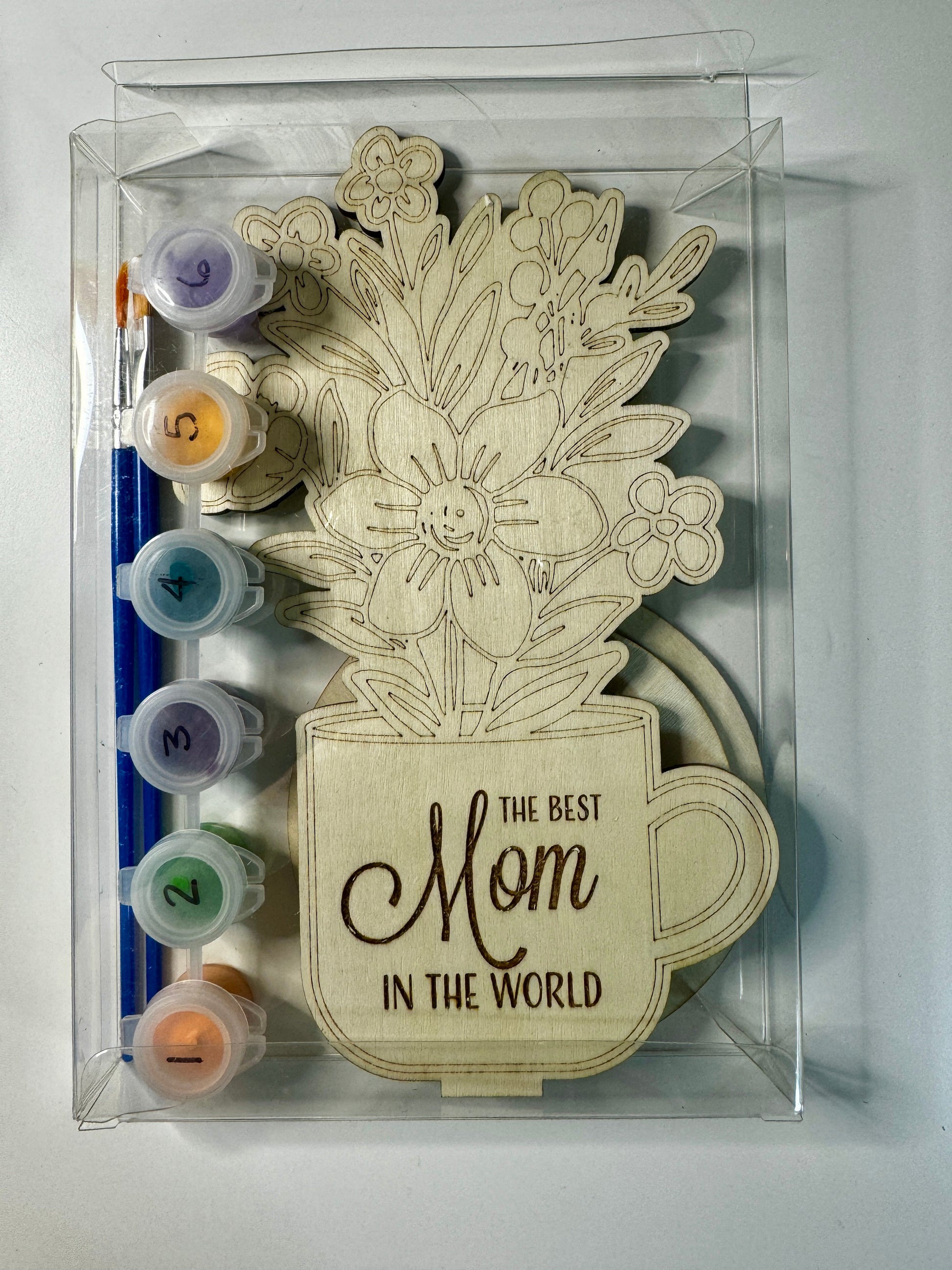 'The Best Mom in the World' Bouquet Paint Kit - juliemstudios