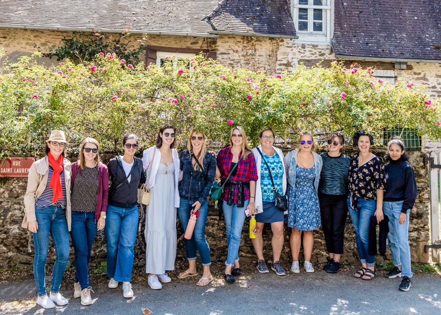 Art retreat workshops with cat coquillette